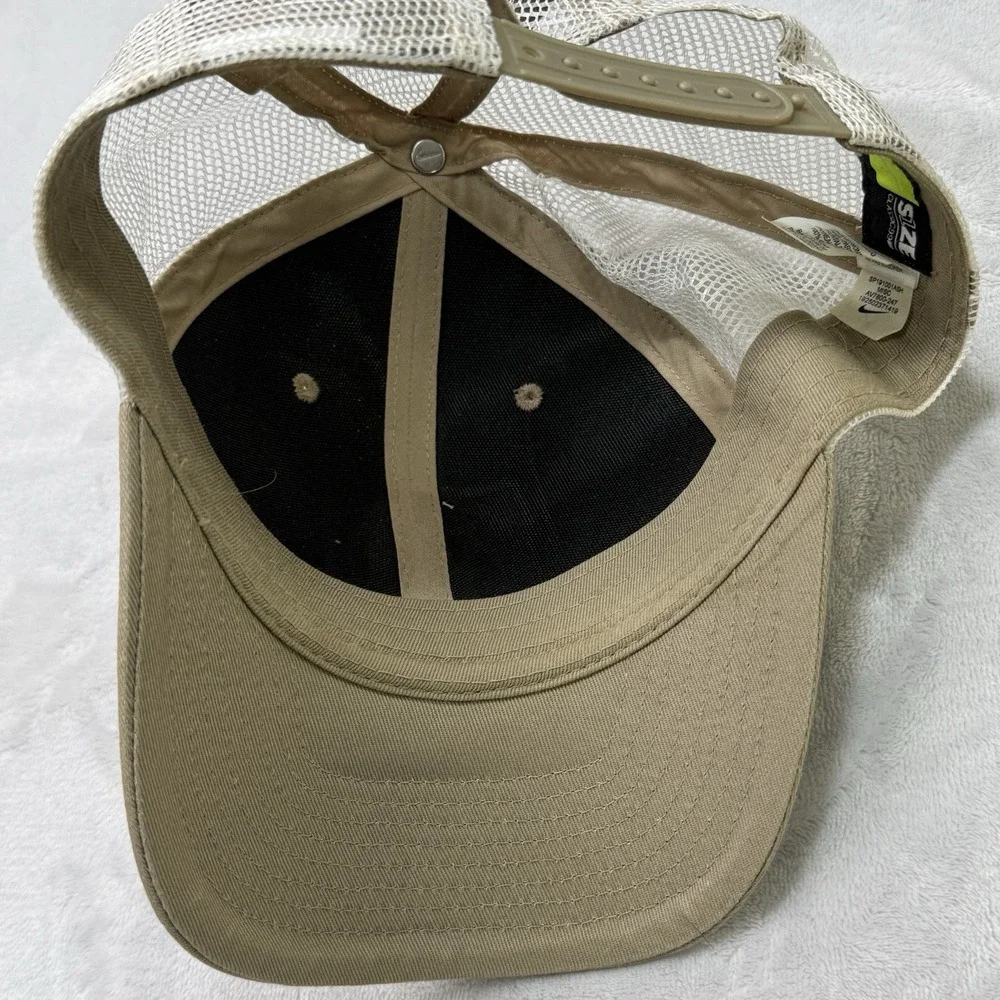 Nike Florida State Seminoles Mesh Trucker Hat Patch Tan White NCAA‎ Licensed